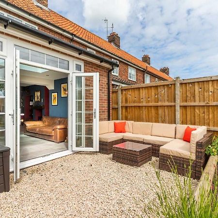 Host & Stay - Church Lane Cottage Filby 외부 사진