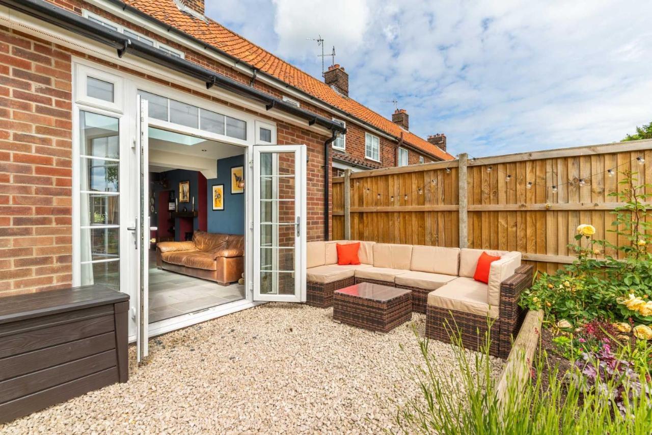 Host & Stay - Church Lane Cottage Filby 외부 사진