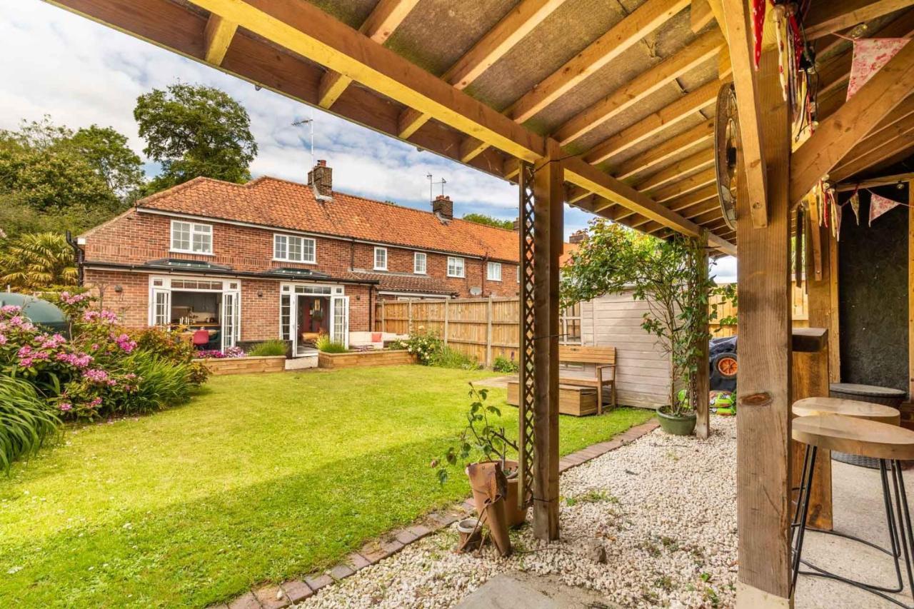 Host & Stay - Church Lane Cottage Filby 외부 사진