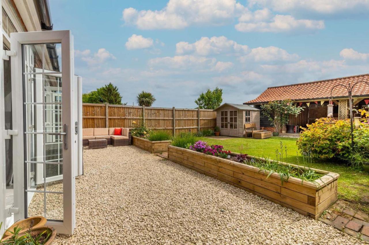 Host & Stay - Church Lane Cottage Filby 외부 사진